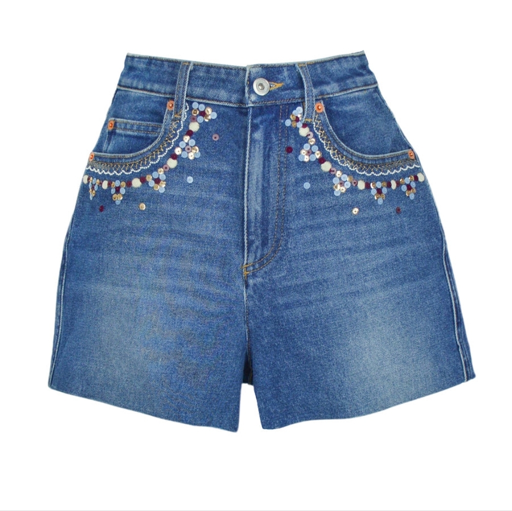 Sz 24 NWT Valentino embroidered shorts